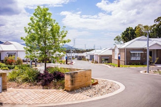 Henry Brooks Estate at IRT Kanahooka