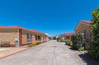 Distinctive Lifestyle Victor Harbor