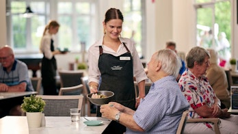 Premium restaurants serve up delicious meals prepared by our executive chefs and their team.